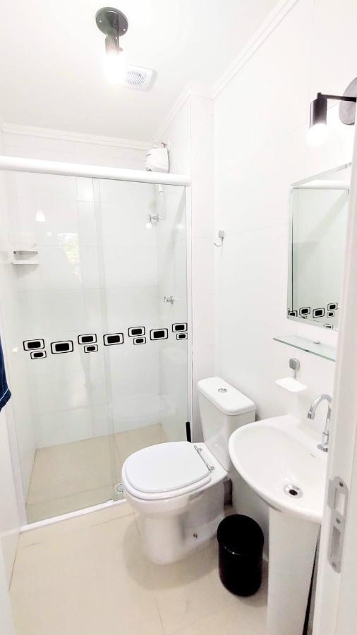 Apto Centro Ubatuba Com Varanda Gourmet, Suite E Piscina Exterior foto
