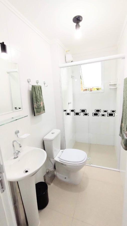 Apto Centro Ubatuba Com Varanda Gourmet, Suite E Piscina Exterior foto