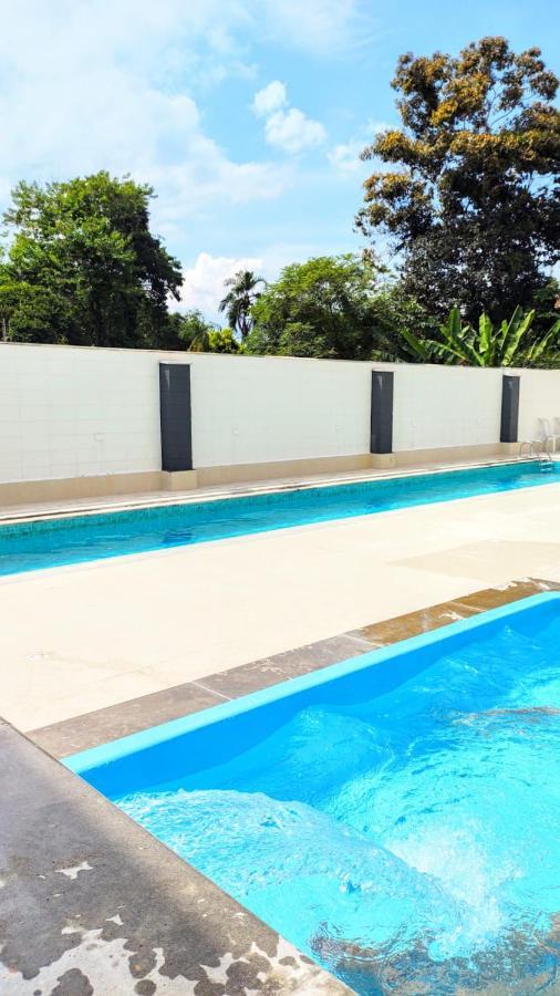 Apto Centro Ubatuba Com Varanda Gourmet, Suite E Piscina Exterior foto